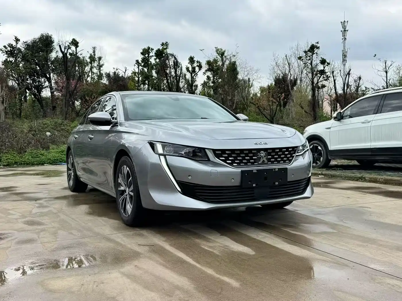 PEUGEOT 508
