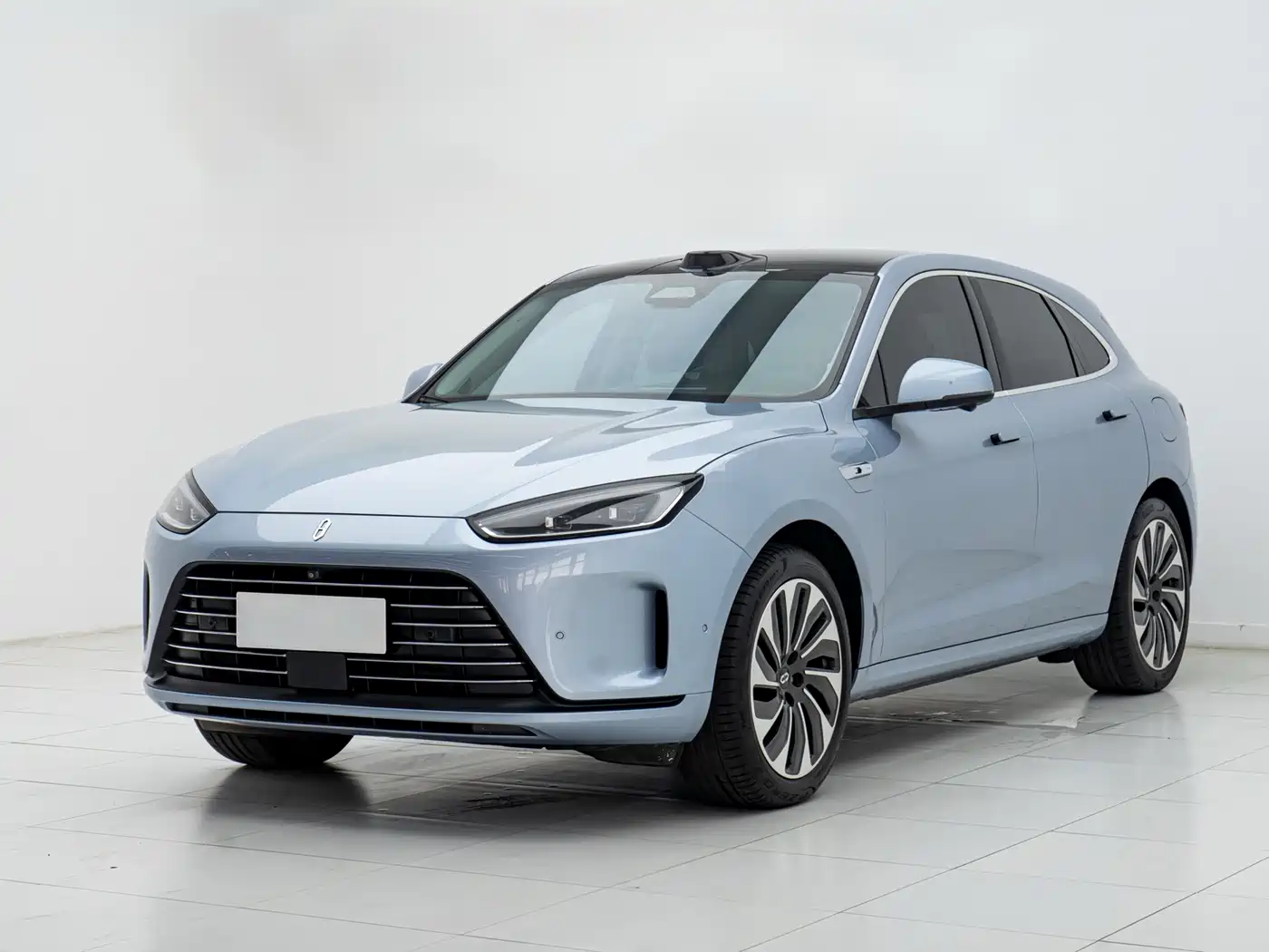 AITO Wenjie AITO M5 2023 Extended Range AWD Smart Drive Edition фото 2