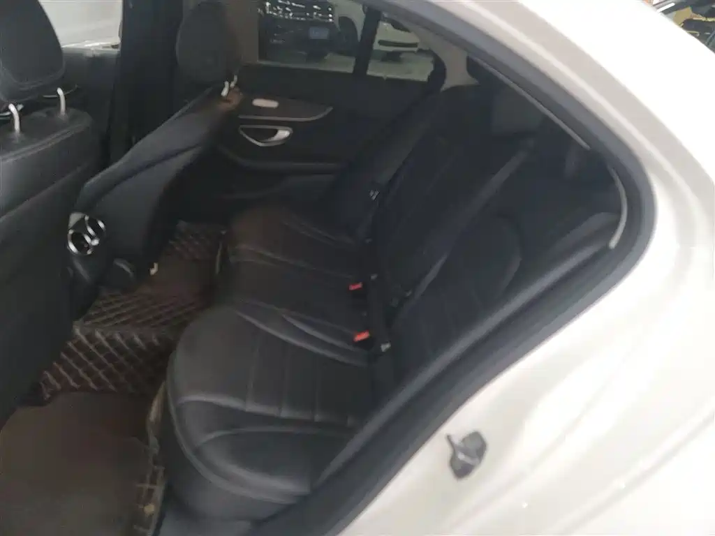 Mercedes-Benz C-Class 2018 C 180 L Fashion Sport Edition фото 17