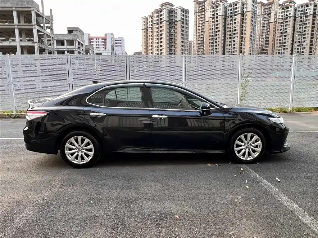 Toyota Camry 2021 2.0G Luxury Edition фото 7
