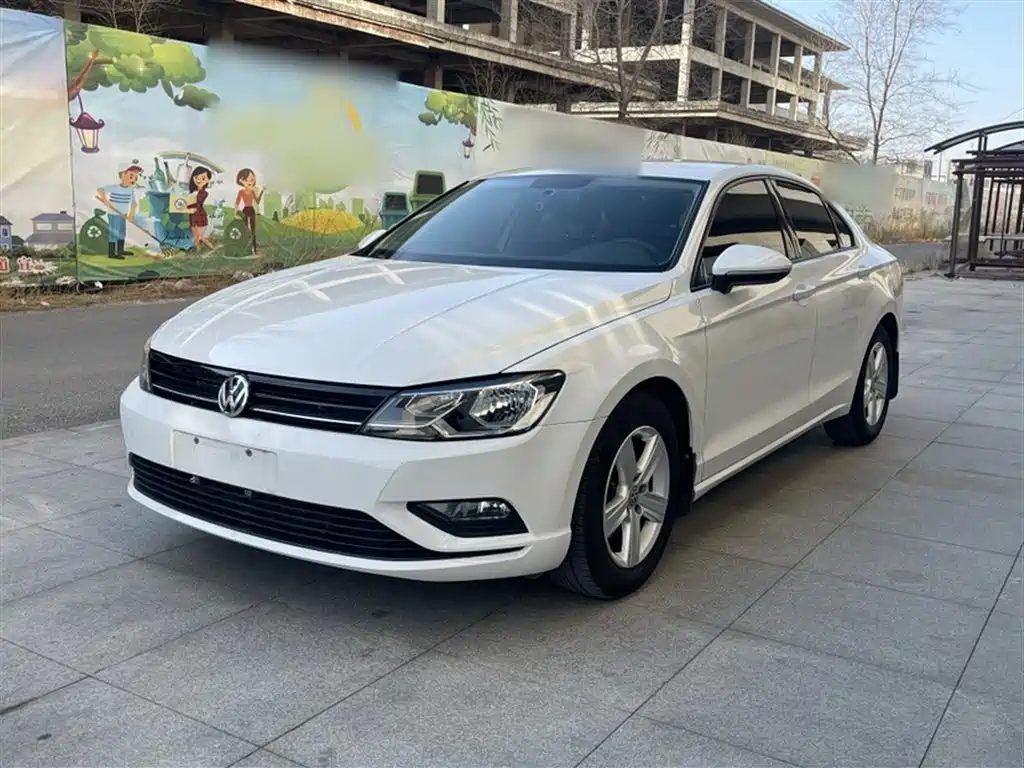 Volkswagen Lamando 2018 230TSI DSG Trend Edition фото 3
