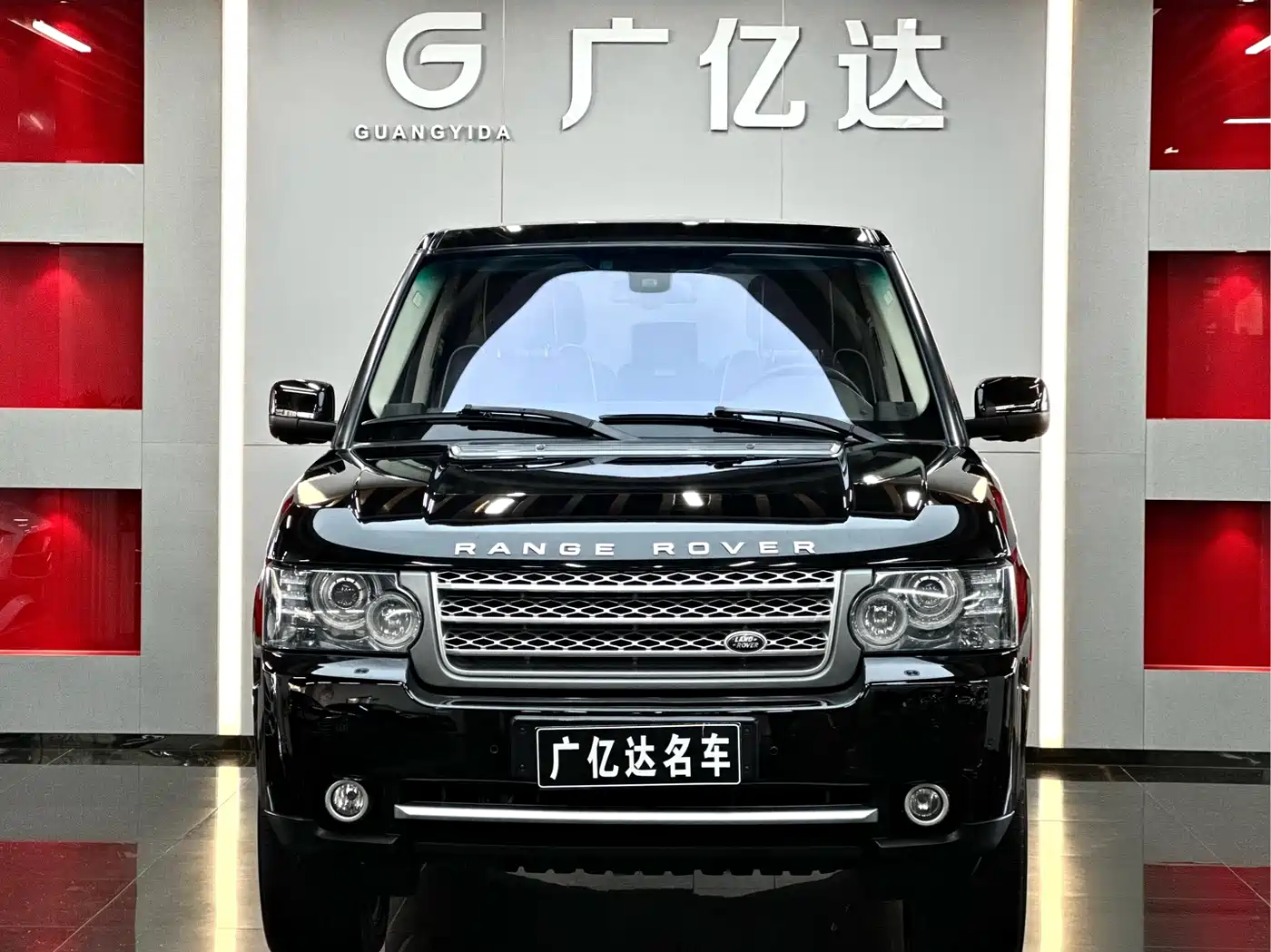 Land Rover Range Rover 2011 5.0 SC V8 фото 2