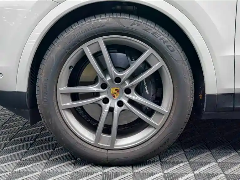 Porsche Cayenne 2024 Cayenne 3.0T фото 8