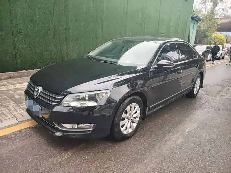 Volkswagen Passat 2014 1.8TSI DSG Luxury Edition
