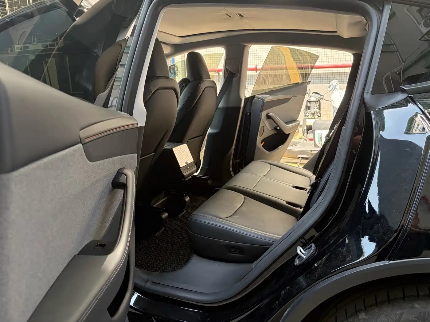 Tesla Model Y 2026 2026 Long Range Rear-Wheel Drive