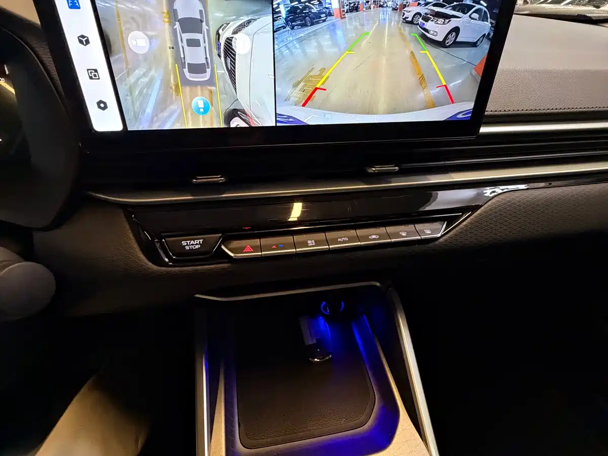 GEELY AUTOMOBILE EMGRAND