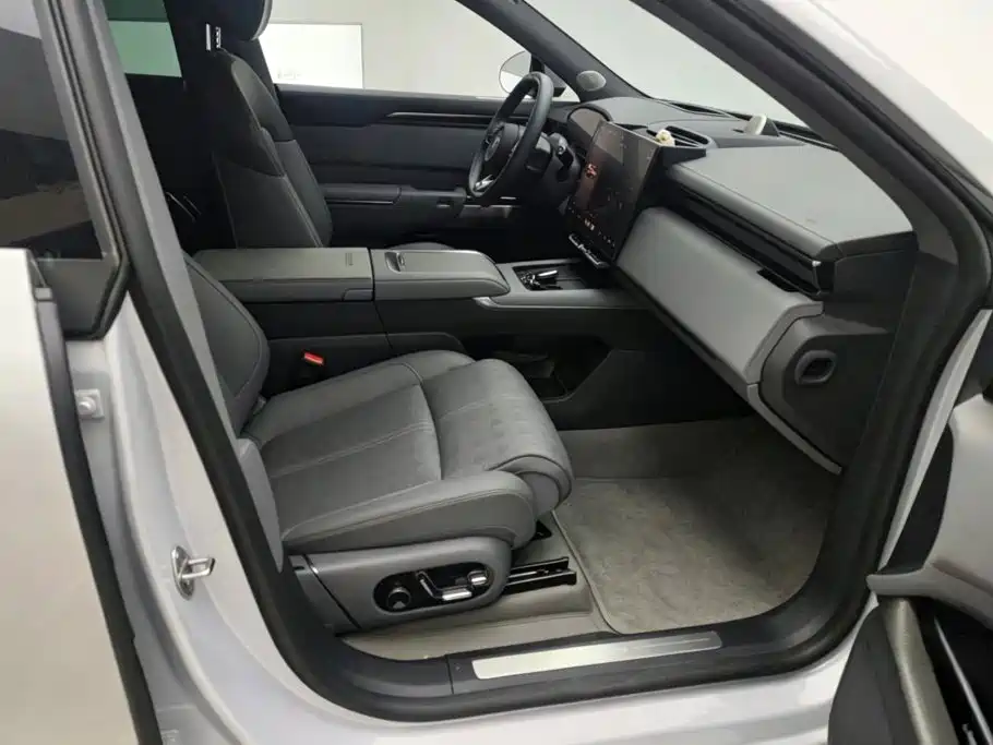 ZEEKR 7X 2025 2025 Model 75kWh RWD Smart Driving Edition