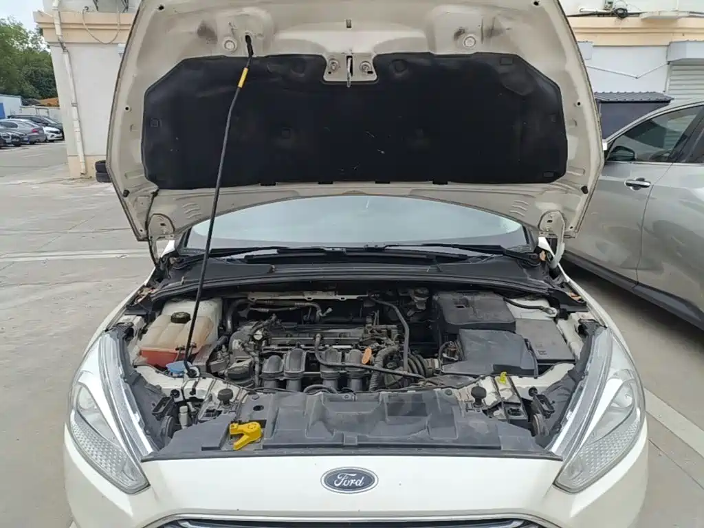 Photo 20 - Ford Focus