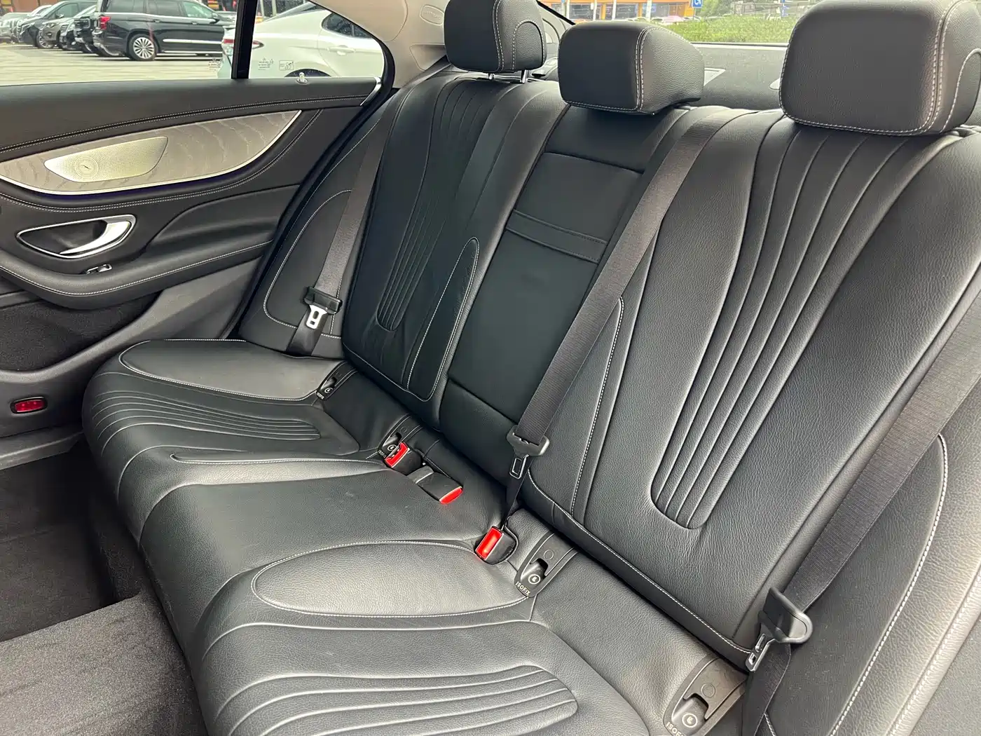 Mercedes-Benz CLS 2018 CLS 300 Luxury фото 46