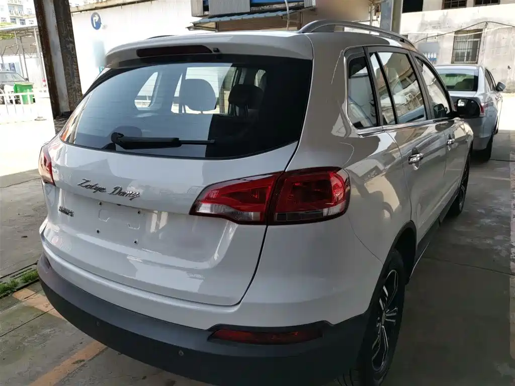 Zotye Damai X5 2019 2017 Model Classic 1.5T CVT Ultimate