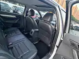 Фото 9 - Volkswagen Lavida