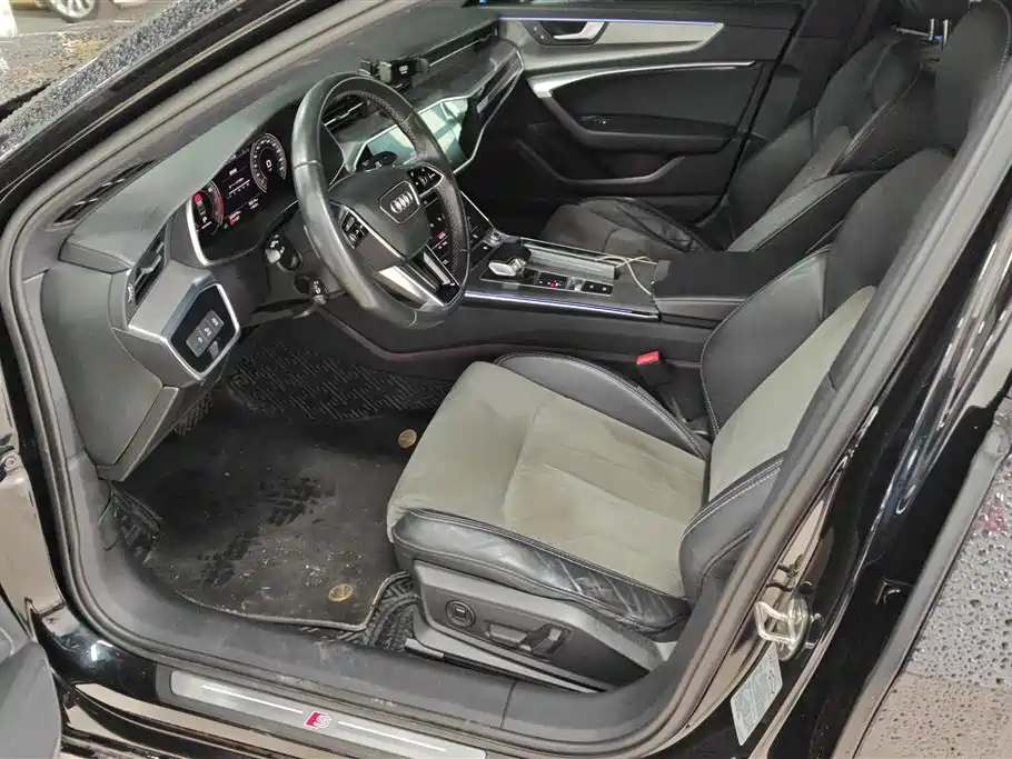 Audi A6L 2021 45 TFSI Exclusive Sport фото 9