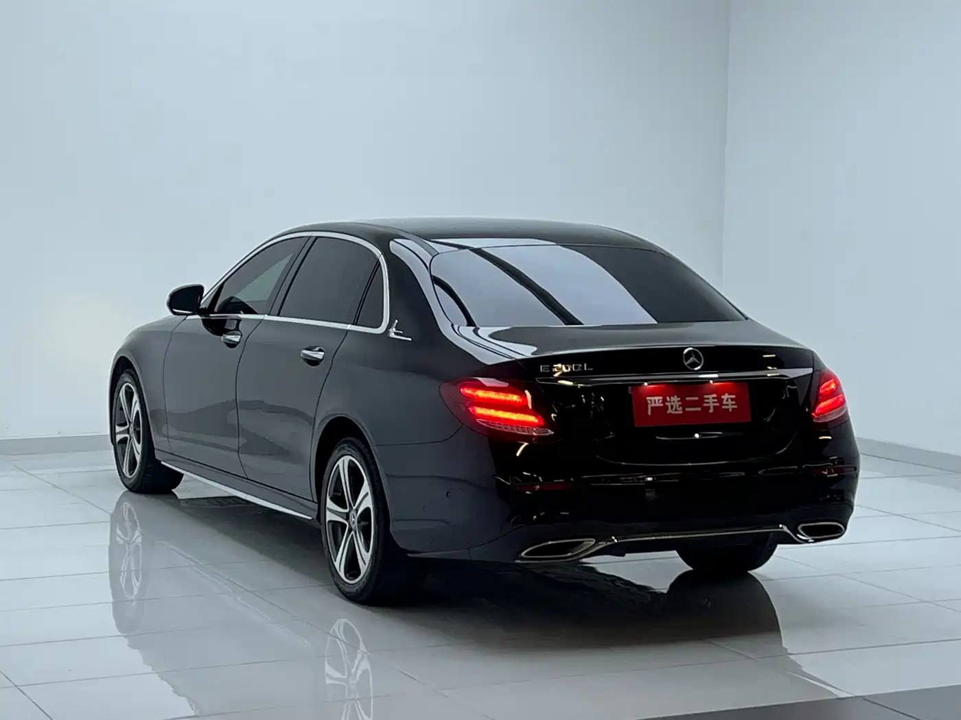 Mercedes-Benz E-Class 2016 E 200 L Sport Type фото 18