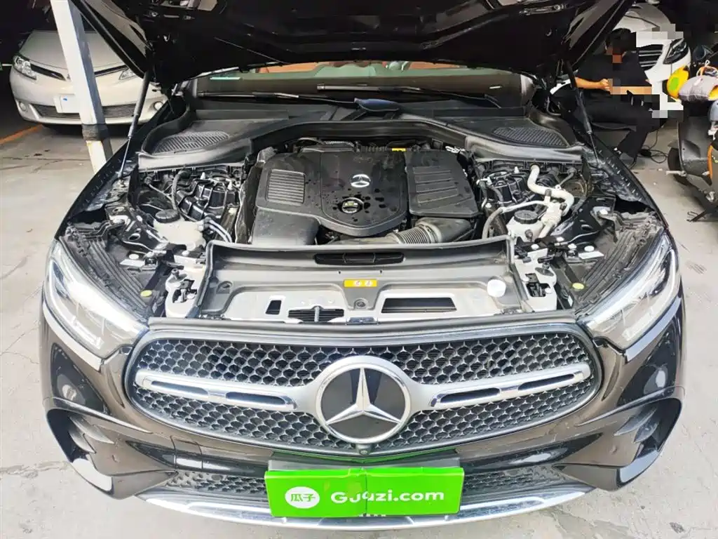 Mercedes-Benz GLC 2023 GLC 300 L 4MATIC Sport 5-Seater фото 20