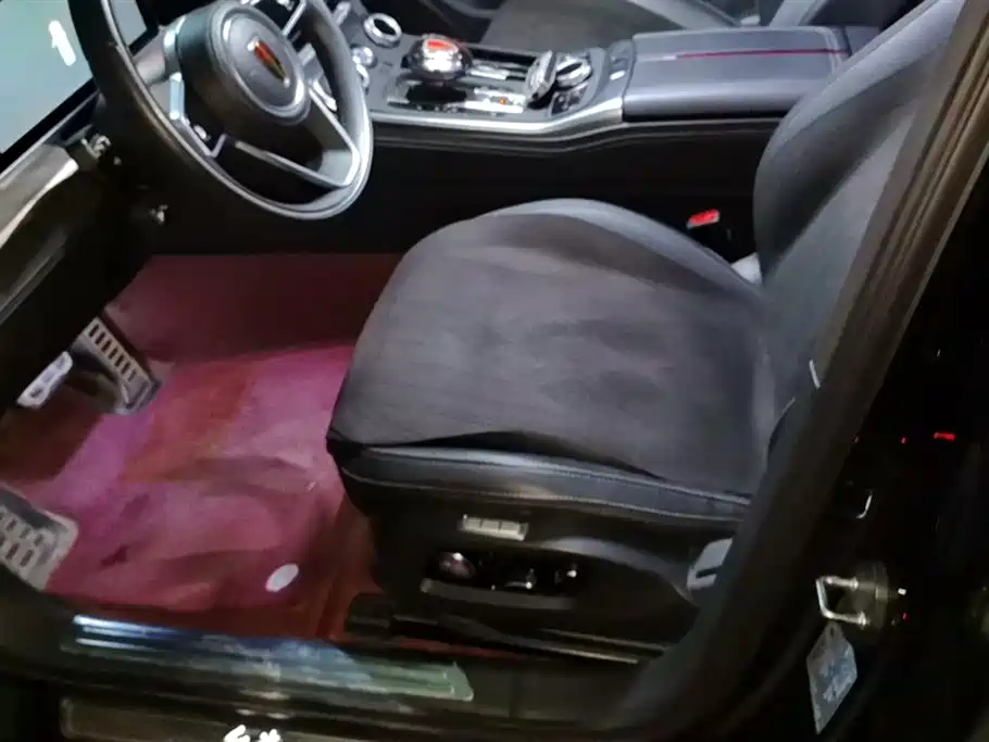 Hongqi H9 2020 2.0T Smart Connection Qi Xiang Edition фото 9