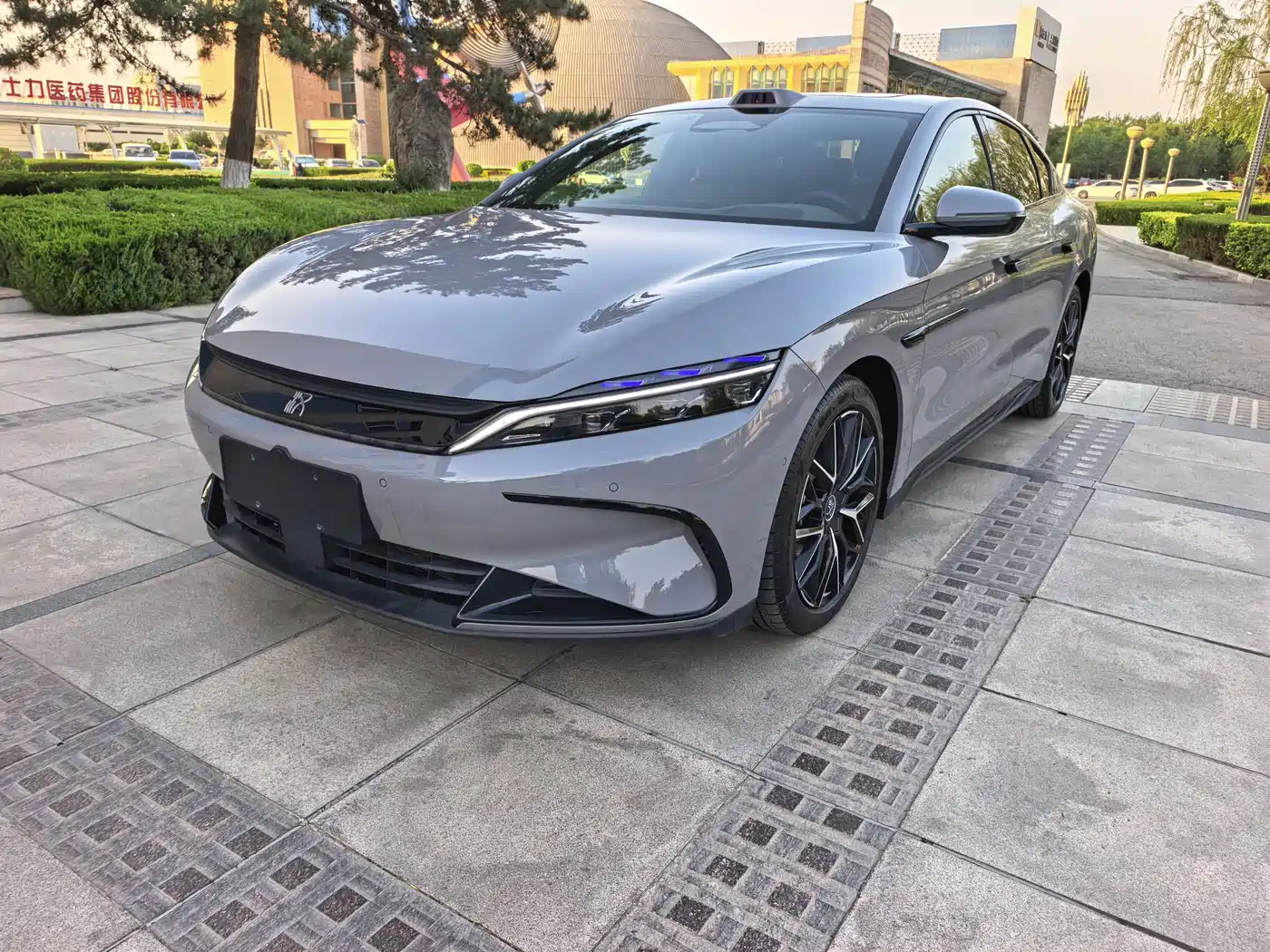 BYD HAN