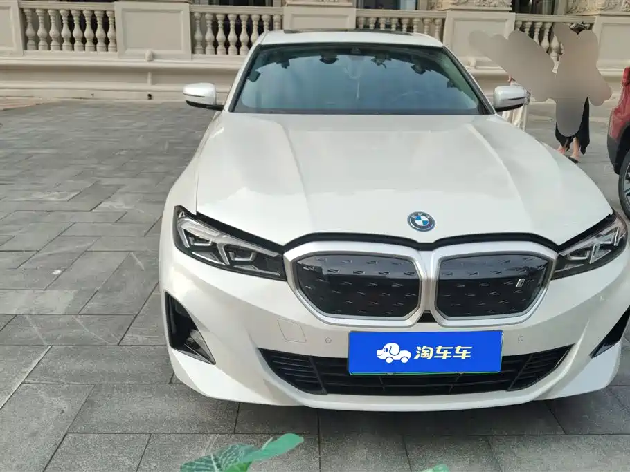 BMW i3 2022 eDrive 35 L фото 2