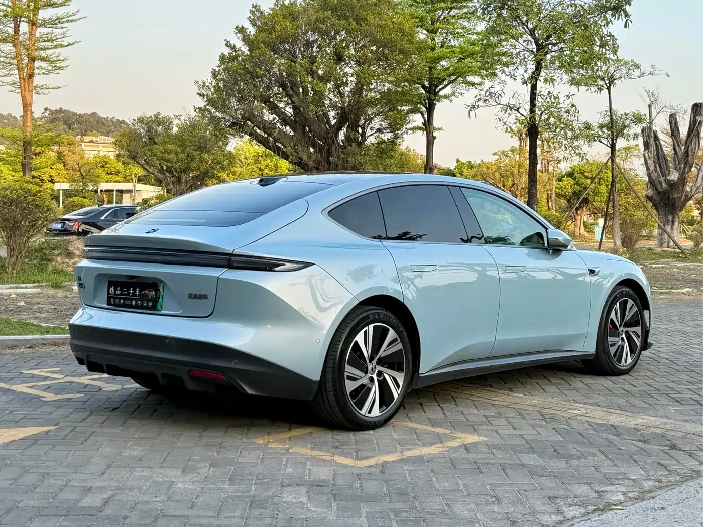 NIO NIO ET5