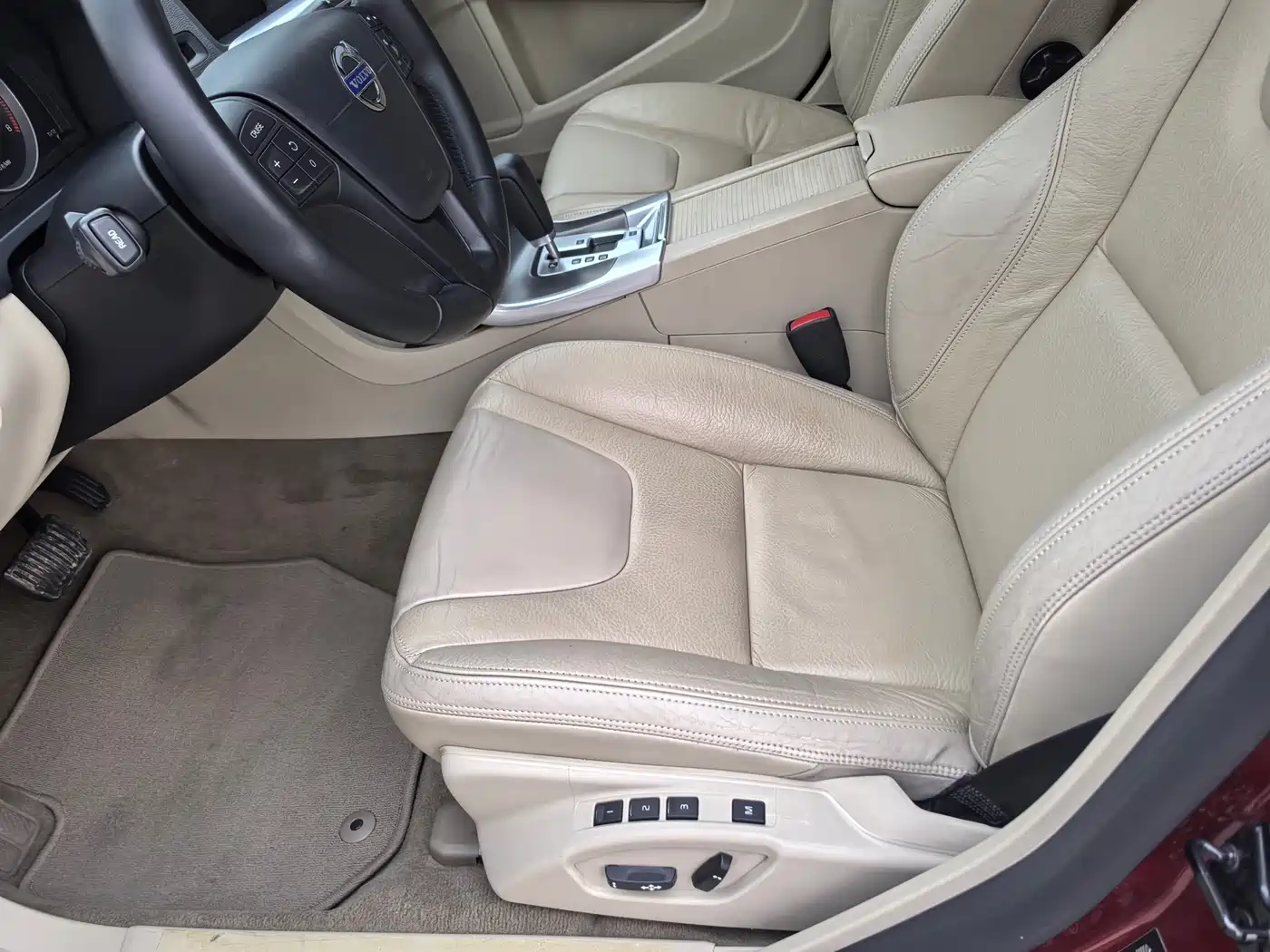 Volvo S60 (Import) 2011 2011 2.0T Comfort