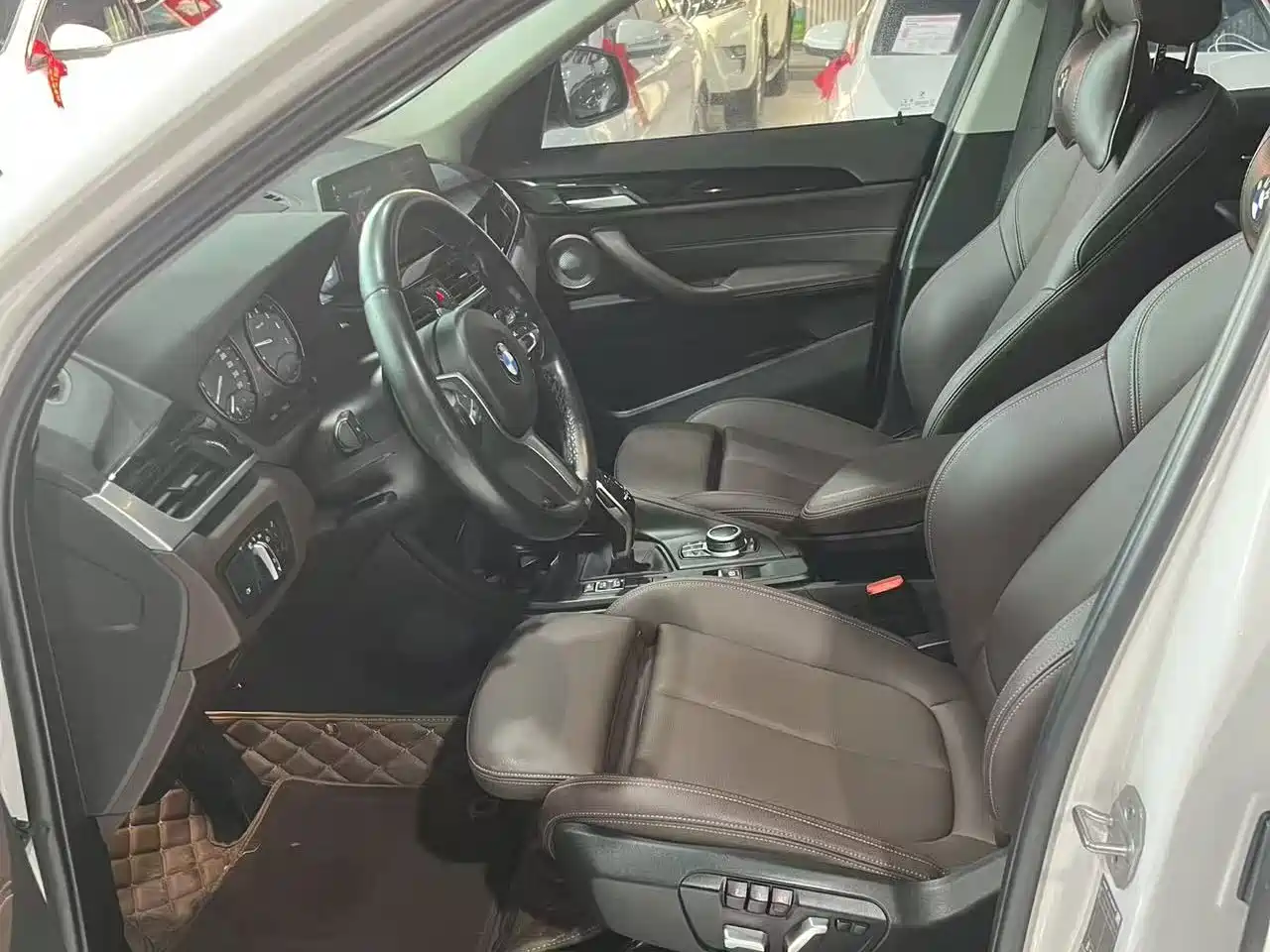 BMW X1 2021 sDrive25Li Leading фото 4