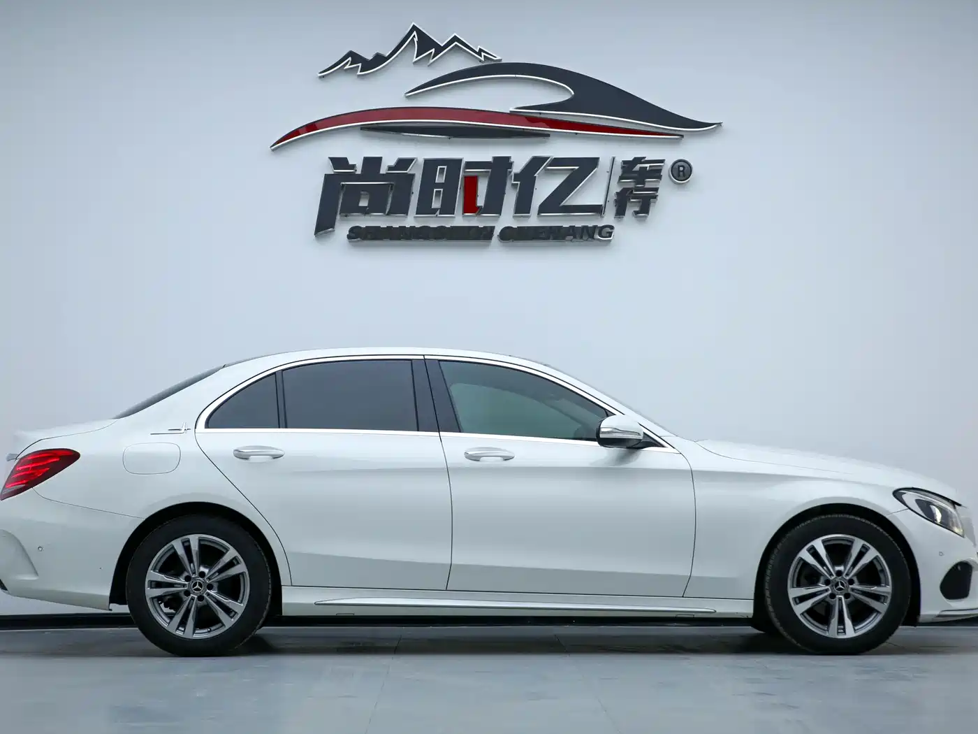 Mercedes-Benz C-Class 2018 C 200 L Sport Edition фото 5