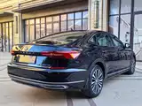 Photo 6 - Volkswagen Passat