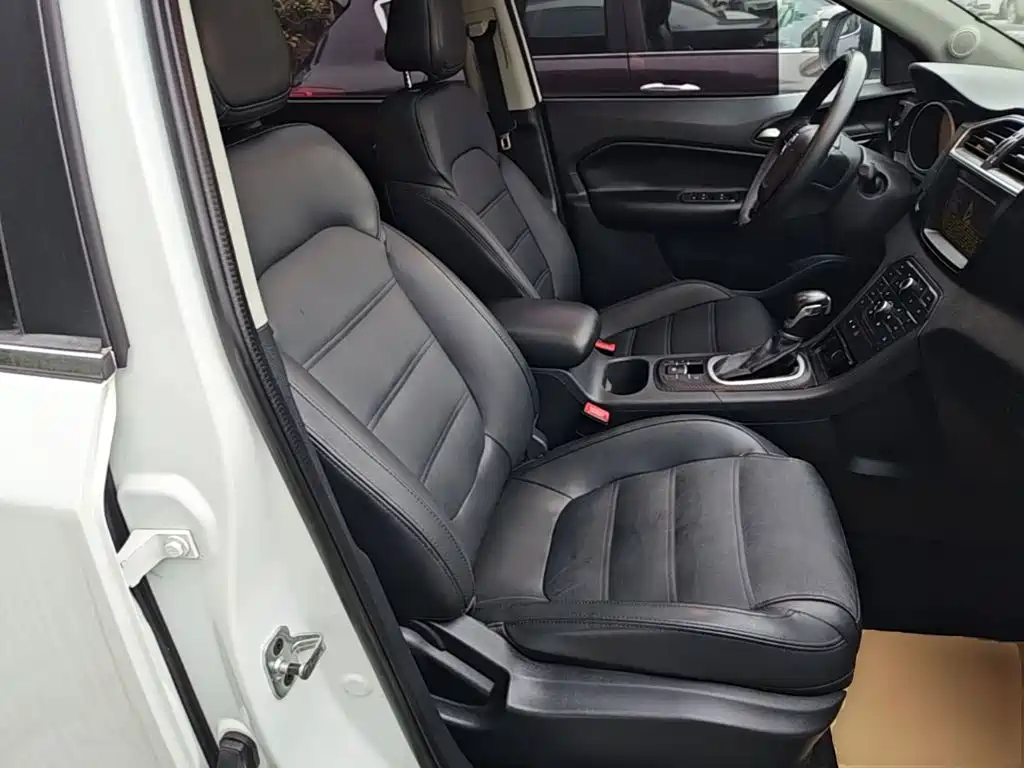 MG Roewe RX5 2015 2015 1.5TGI TST AWD Luxury Edition
