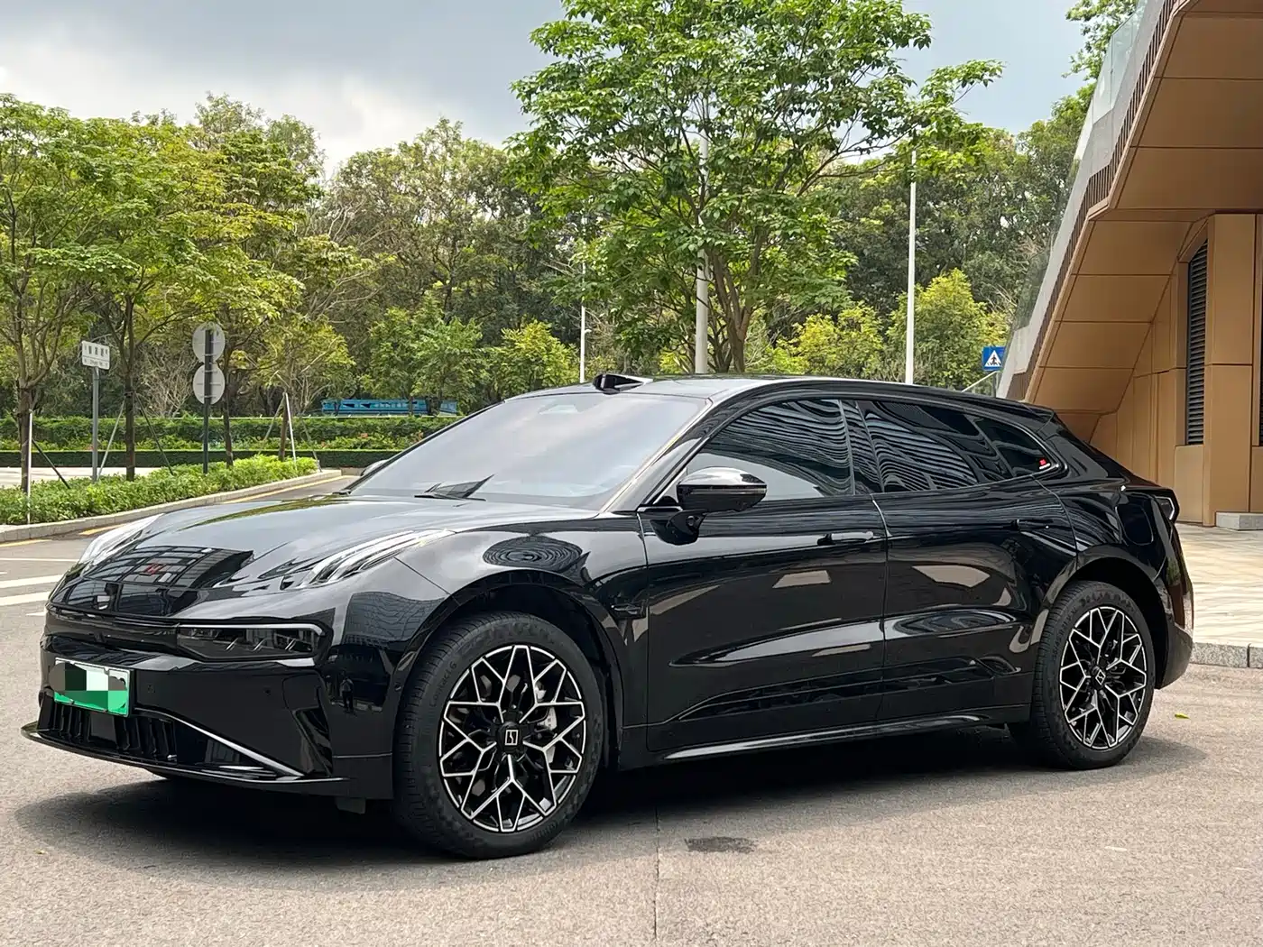 ZEEKR EXTREME KRYPTON 001