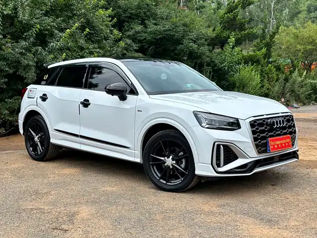Audi Q2L 2022 35 TFSI Progressive Dynamic — фото 3