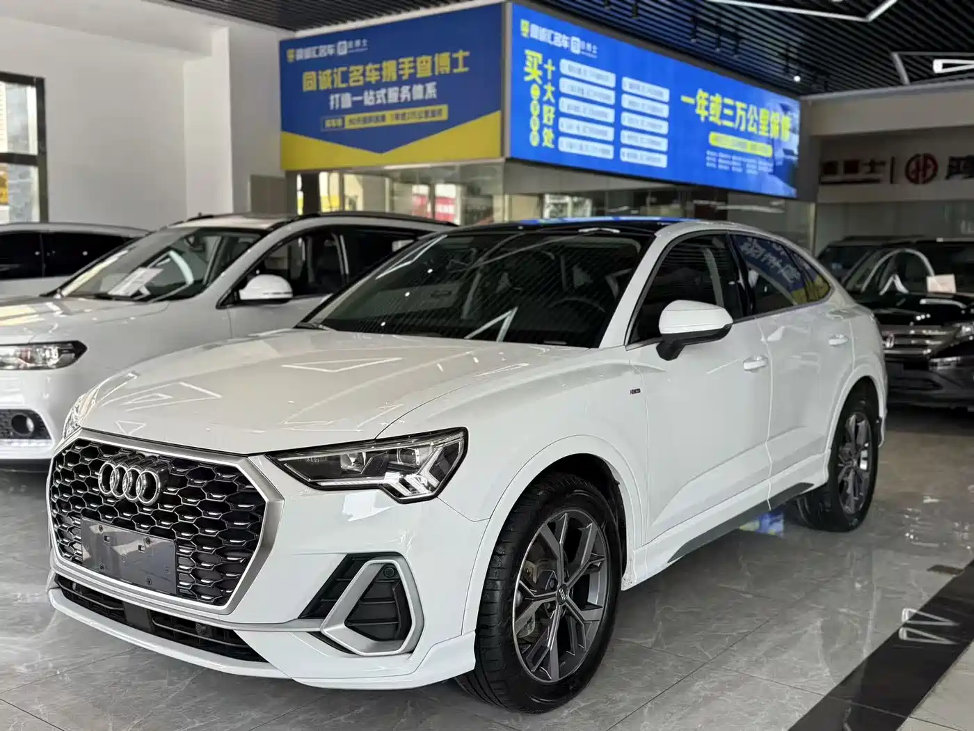 Audi Q3 Sportback 2020 40 TFSI Fashion фото 3