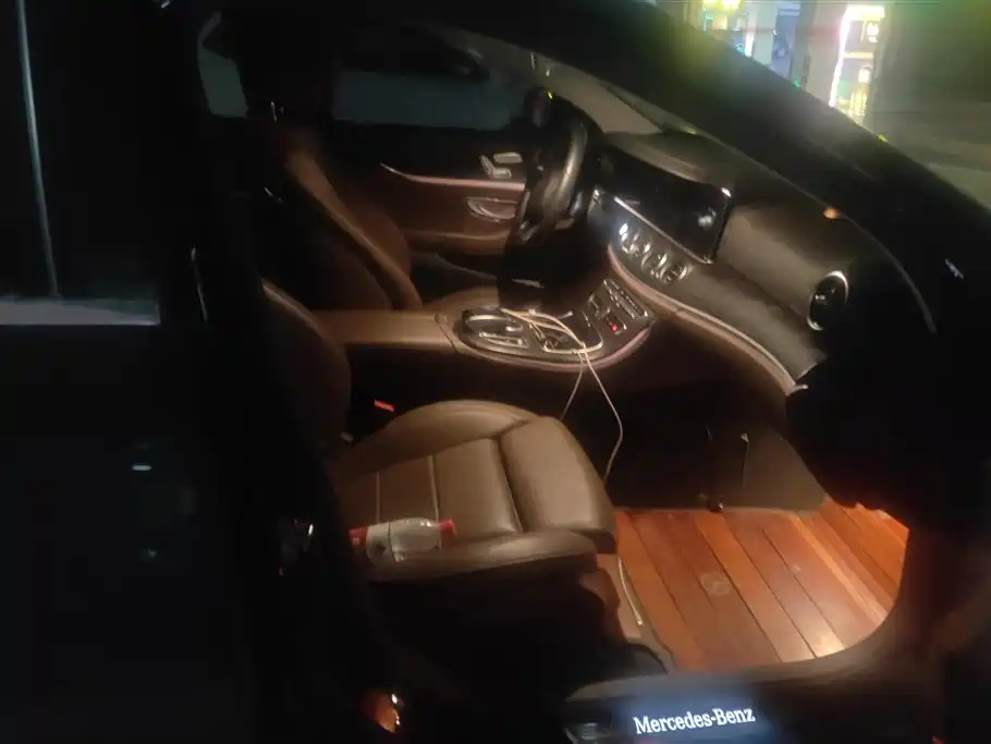 Mercedes-Benz E-Class 2018 Facelift E 200 L Sport 4MATIC фото 8