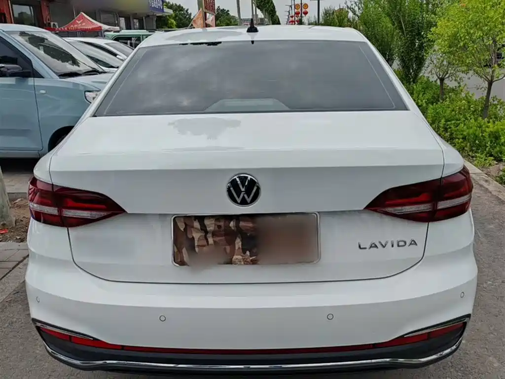 Volkswagen Lavida 2024 Model 1.5L Automatic 5 Million Edition фото 12