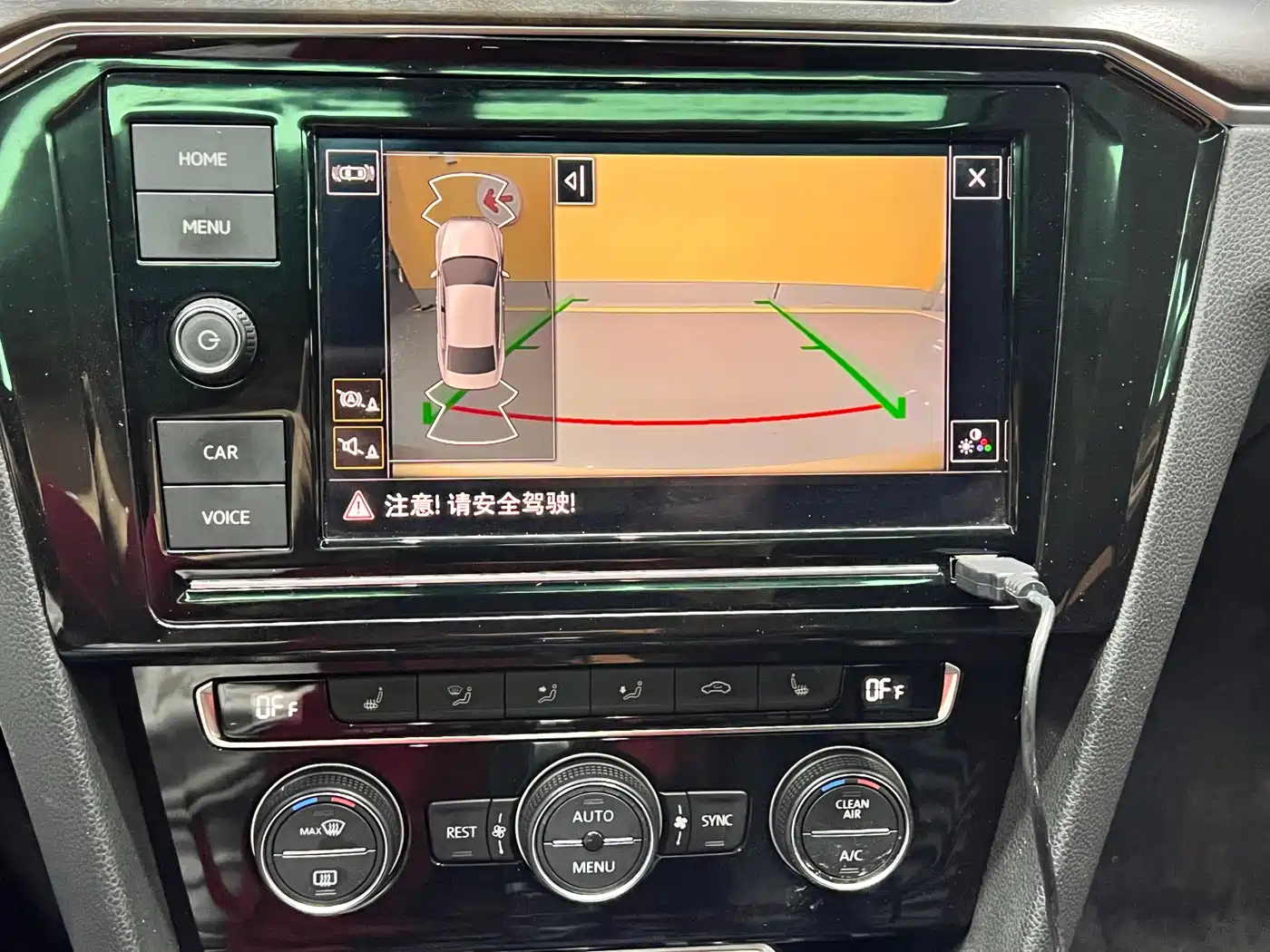 Volkswagen Magotan 2019 330TSI DSG Luxury Class China VI фото 22