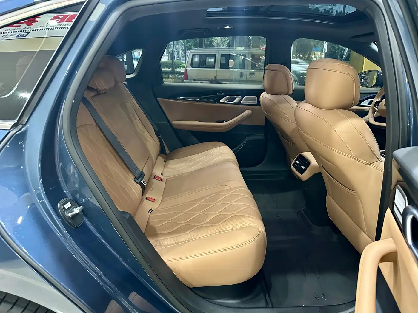 Geely Galaxy Galaxy A7 2025 EM-i фото 11