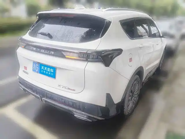Jetour X70 PLUS 2025 1.5T Luxury 7-seater — фото 2