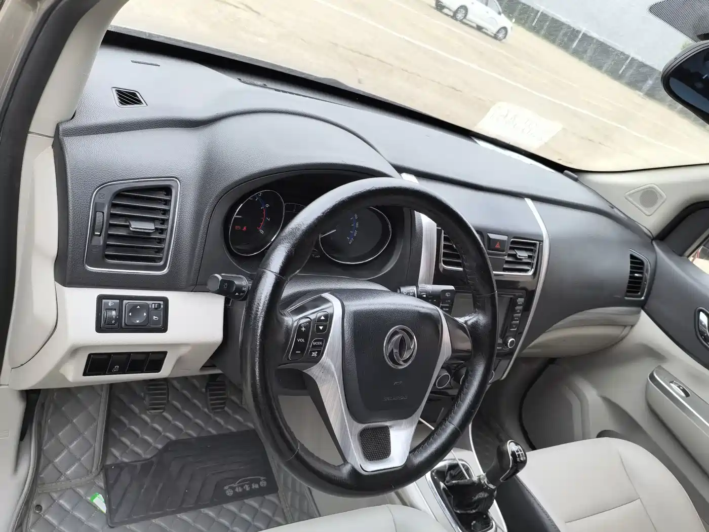 Dongfeng Fengxing Fengxing S500 2016 2016 1.5L Manual Luxury
