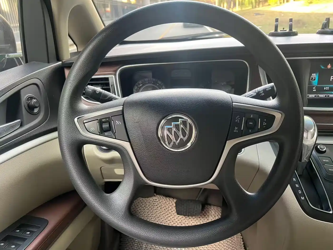Buick GL8 2018 28T Comfort China VI фото 9