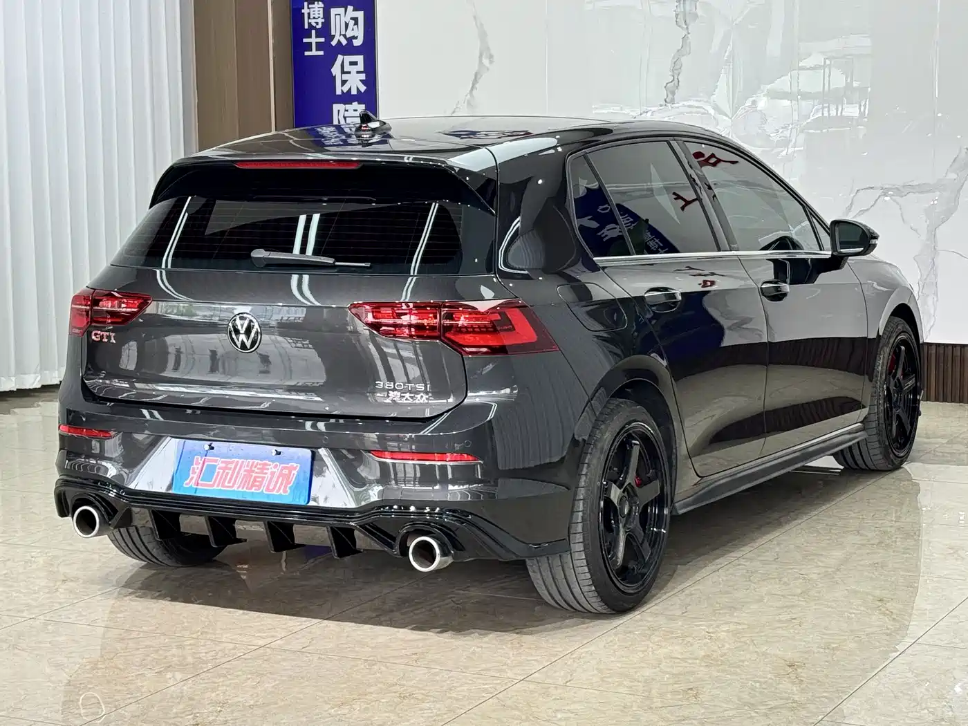 Volkswagen Golf GTI 2023 380TSI DSG GTI фото 6