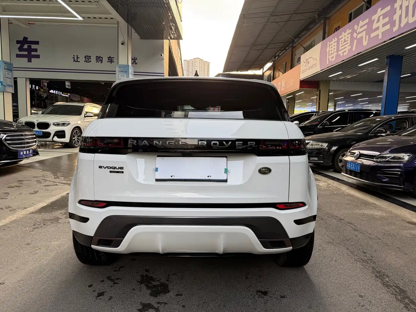 Land Rover Range Rover Evoque 2020 249PS R-DYNAMIC SE Sport Tech Edition фото 25