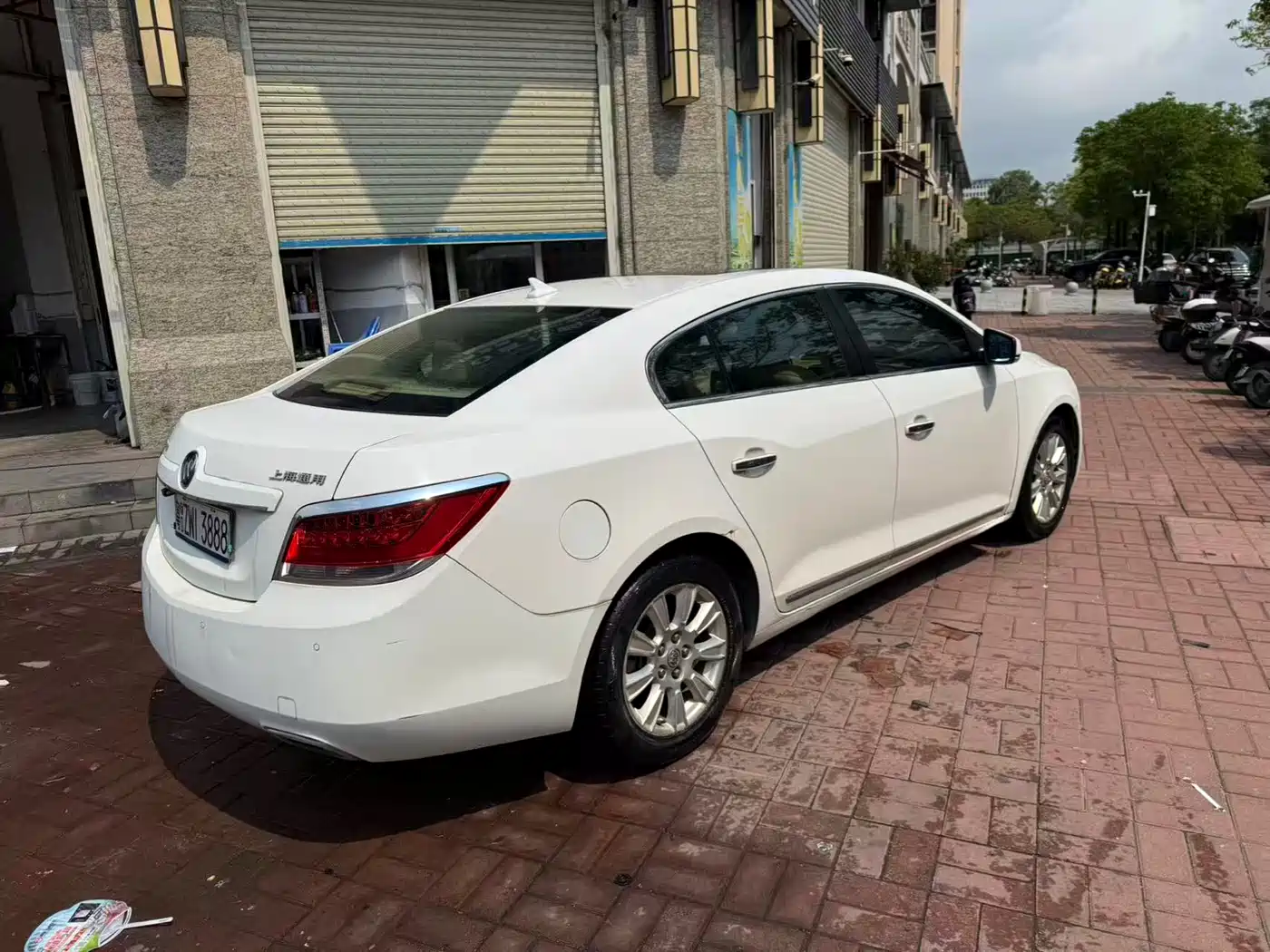 Buick LaCrosse 2012 2.4L SIDI Premium Edition фото 9