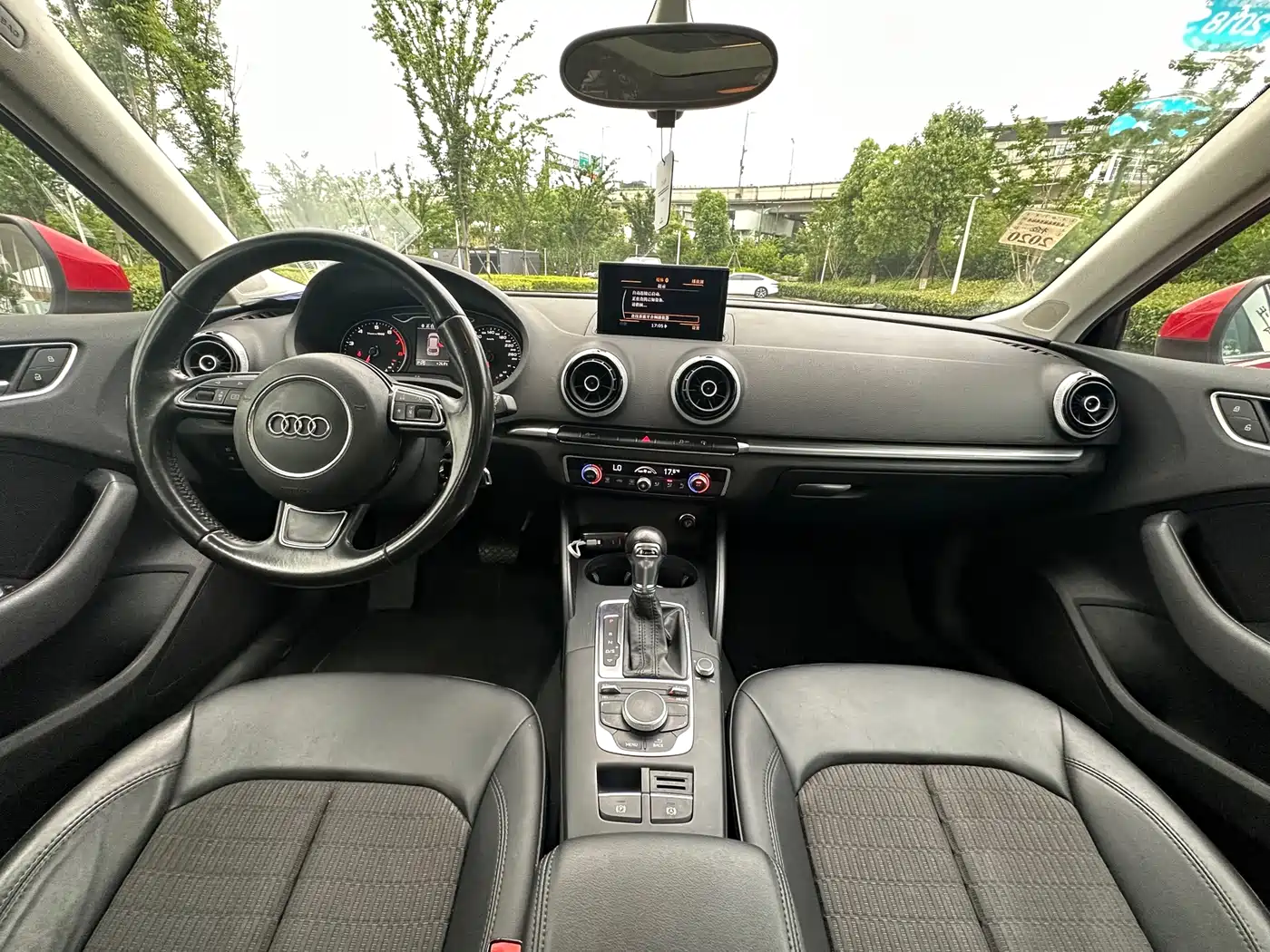 Audi A3 (Import) 2014 Sportback 40 TFSI S line Comfort фото 8