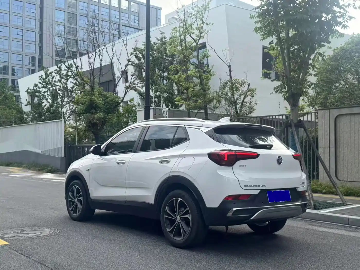 Buick Encore GX 2020 20T CVT 2WD Luxury Model фото 5