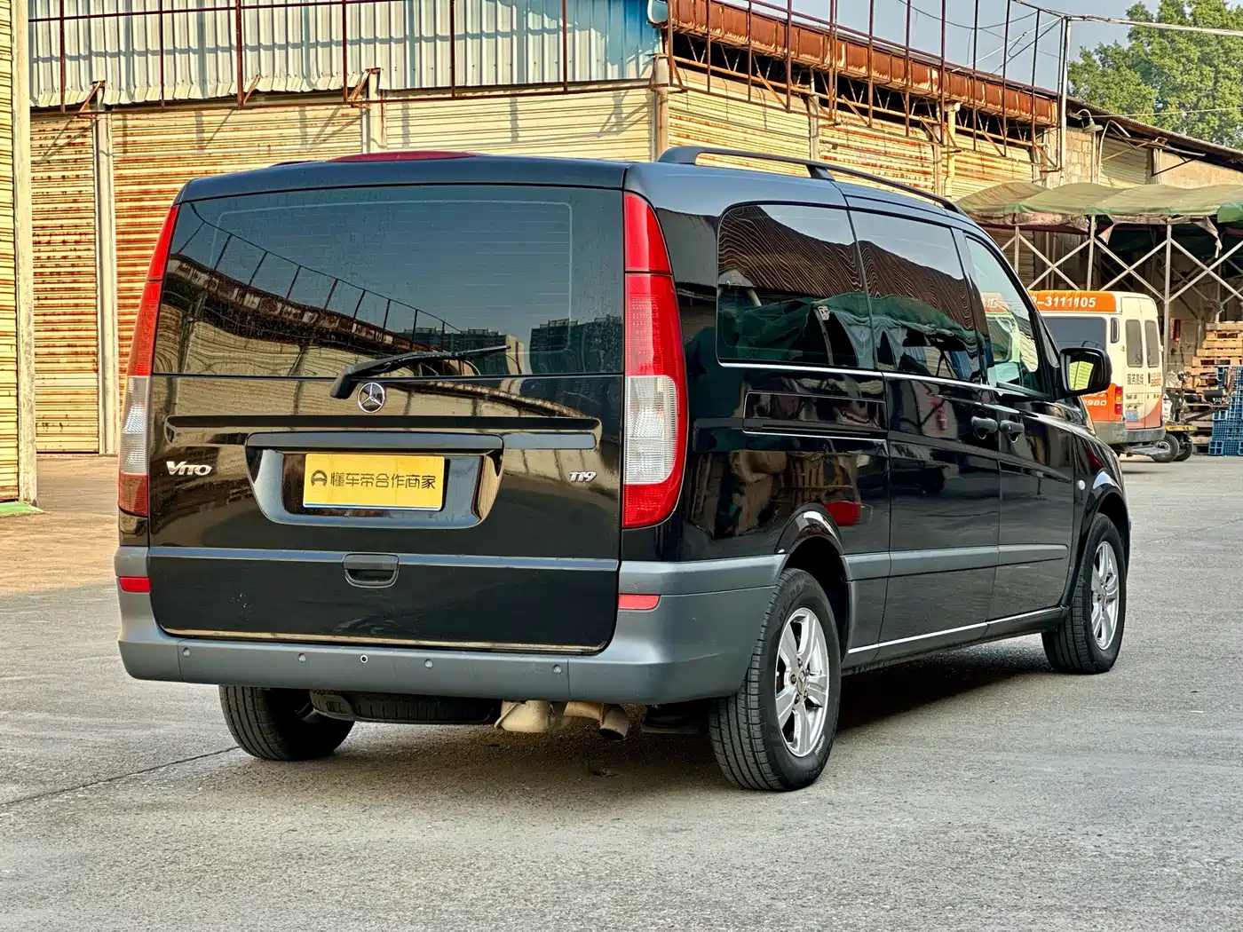 Mercedes-Benz Vito 2011 2.5L Business Edition фото 7