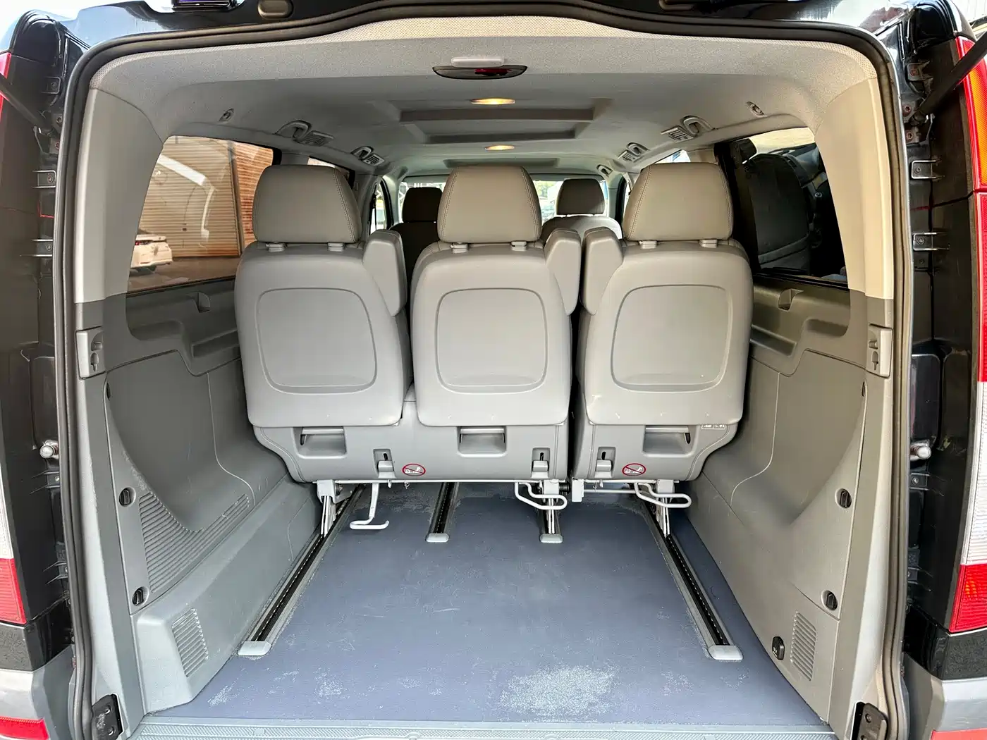 Mercedes-Benz Vito 2011 2.5L Business Edition фото 16