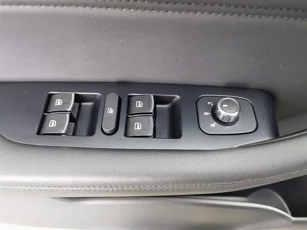 Haval H6 2019 Sport 1.5T Manual 2WD Elite (China VI) фото 9