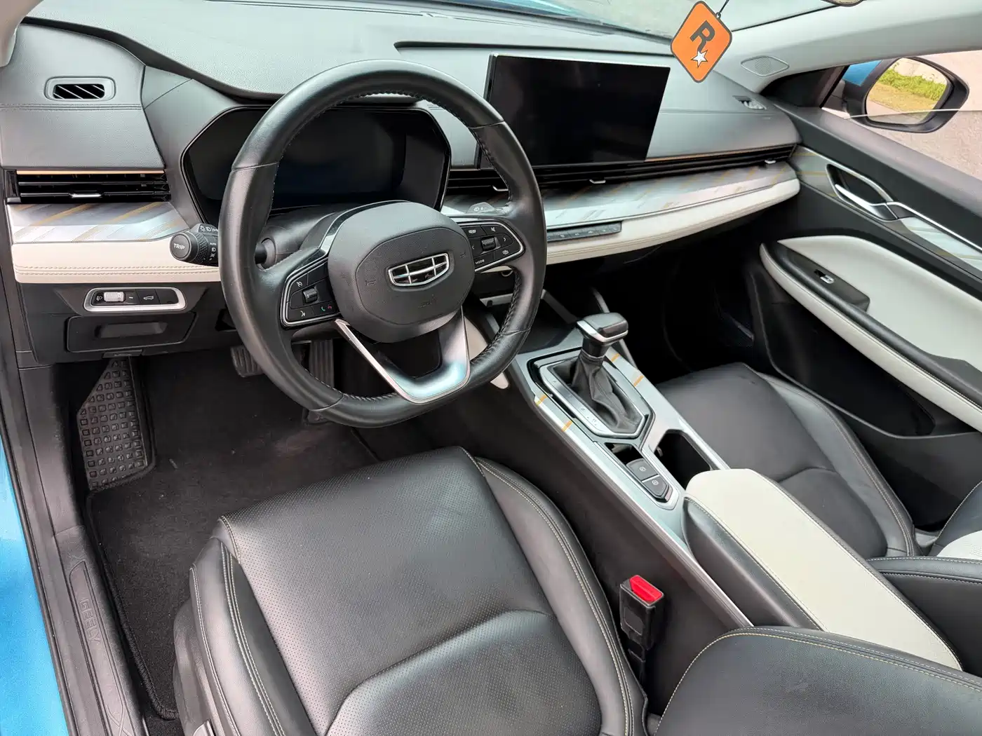 Geely Emgrand L 2022 2022 1.4T CVT Prestige Type