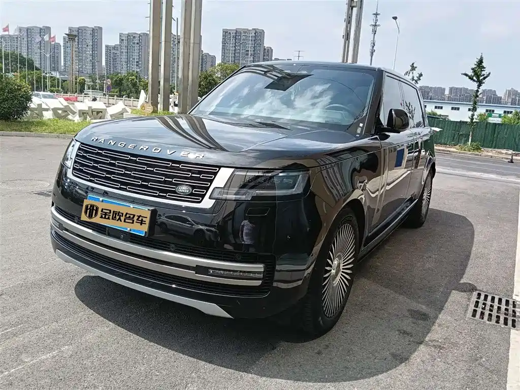 Land Rover Range Rover 2025 3.0 L6 400PS Flourishing Era Extended Wheelbase