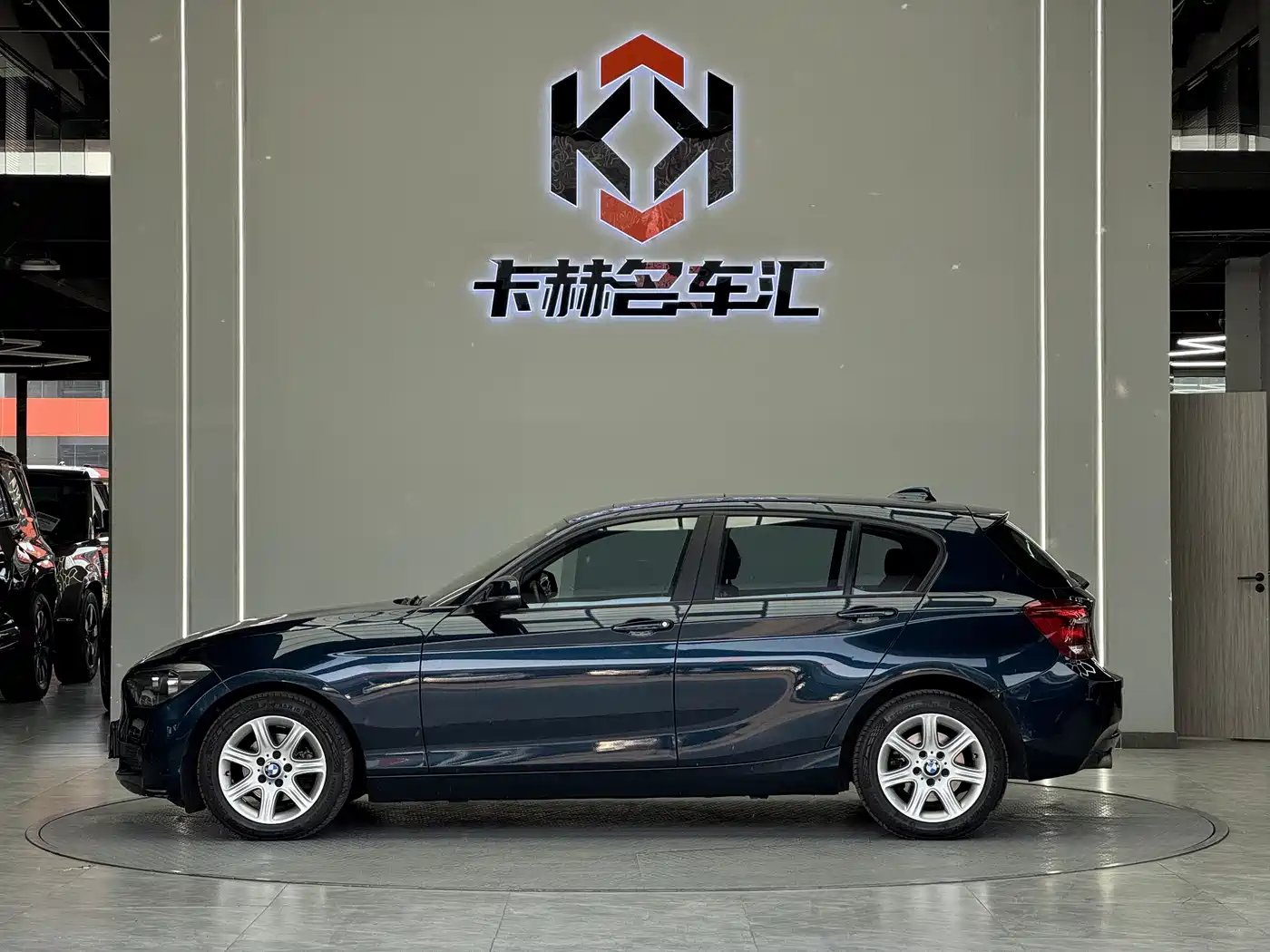 BMW 1 Series (Import) 2012 116i Leading фото 5