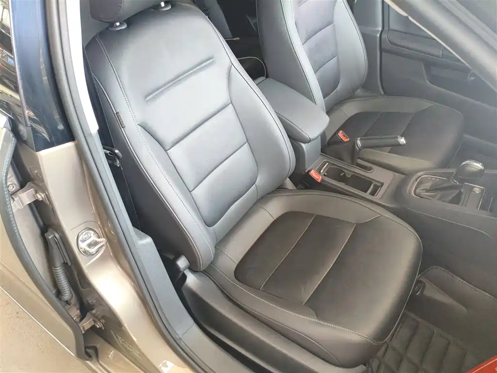 Volkswagen Sagitar 2017 230TSI Automatic Comfort фото 25