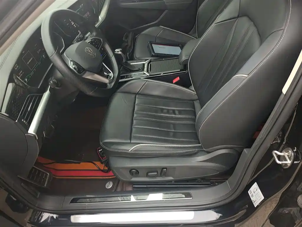 Volkswagen Passat 2023 Facelift 330TSI Starlight Elite Edition фото 15